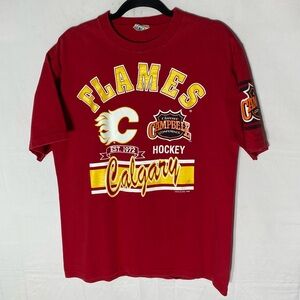 Vintage 1990 Calgary Flames Hockey Red Yellow Grew Neck Graphic T Shirt M